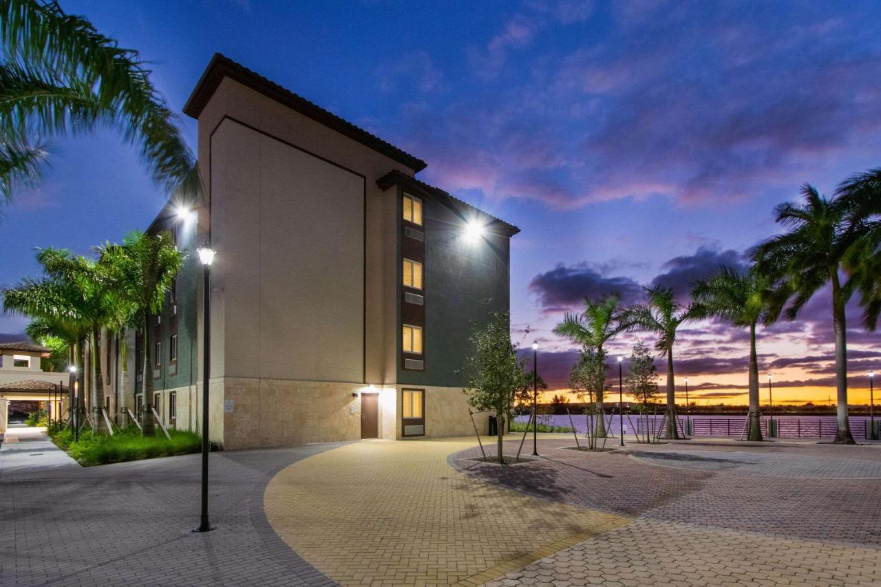 Woodspring Suites Miramar Zewnętrze zdjęcie